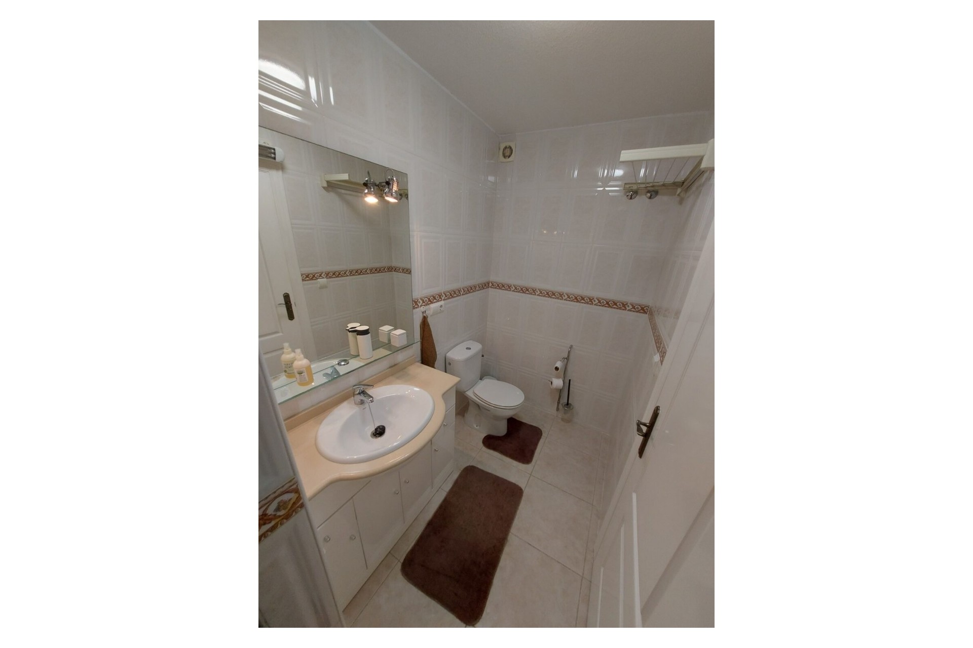 Resale - Townhouse -
Benijofar