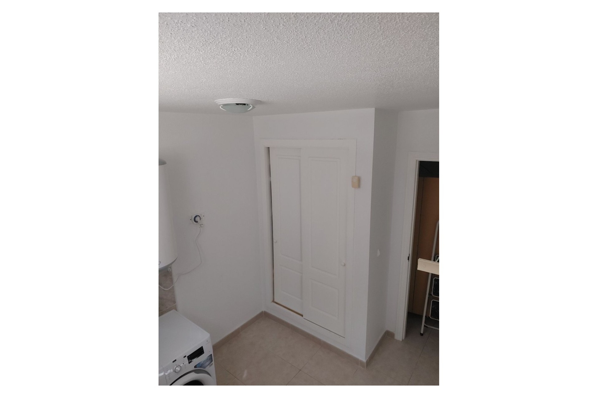 Resale - Townhouse -
Benijofar