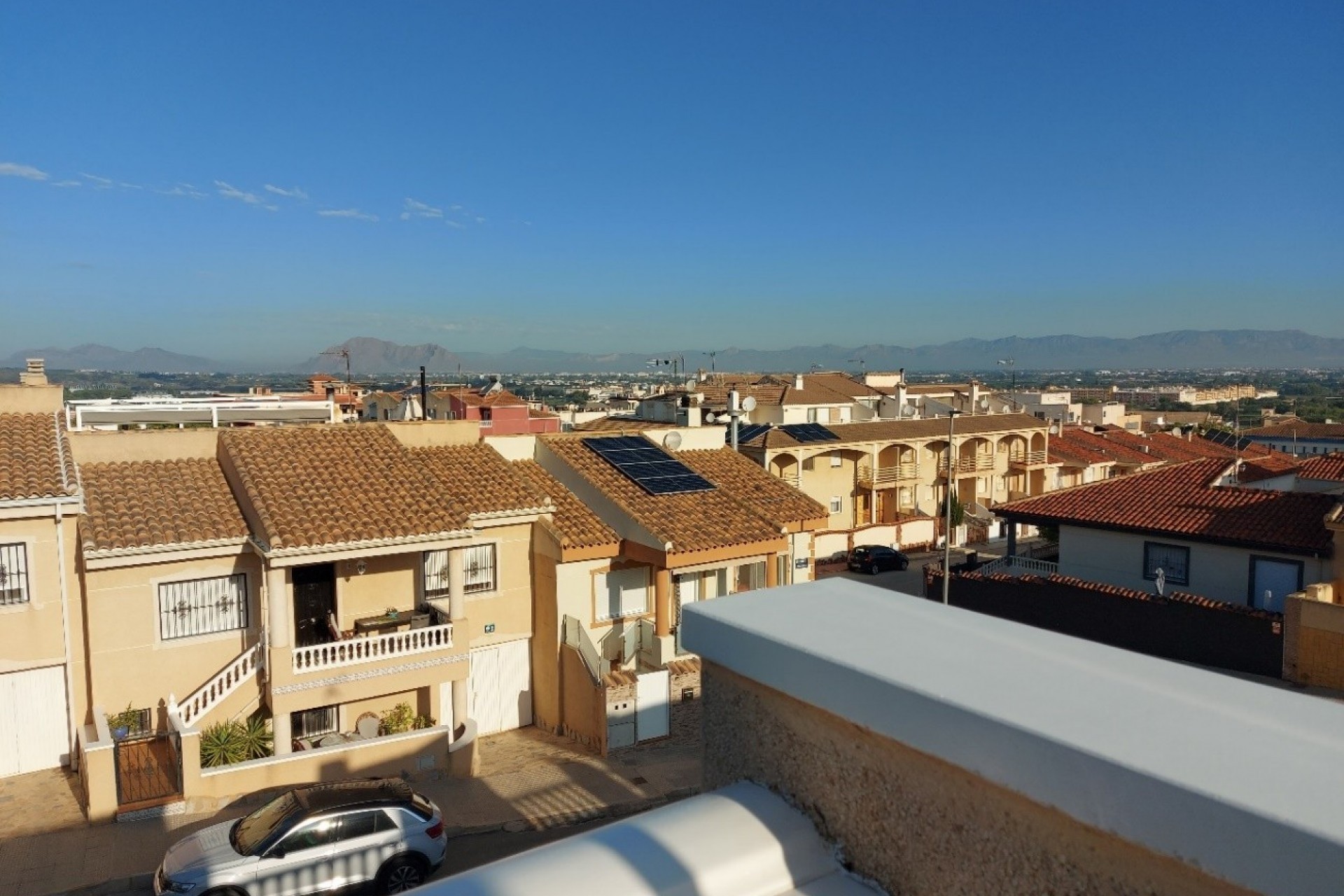 Resale - Townhouse -
Benijofar