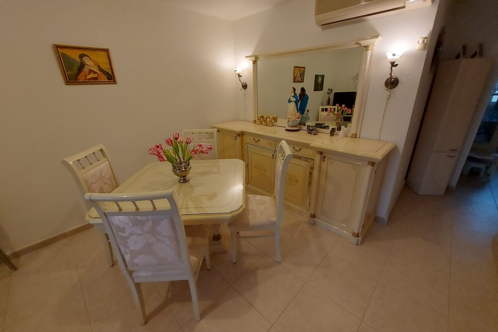 Resale - Townhouse -
Benijofar