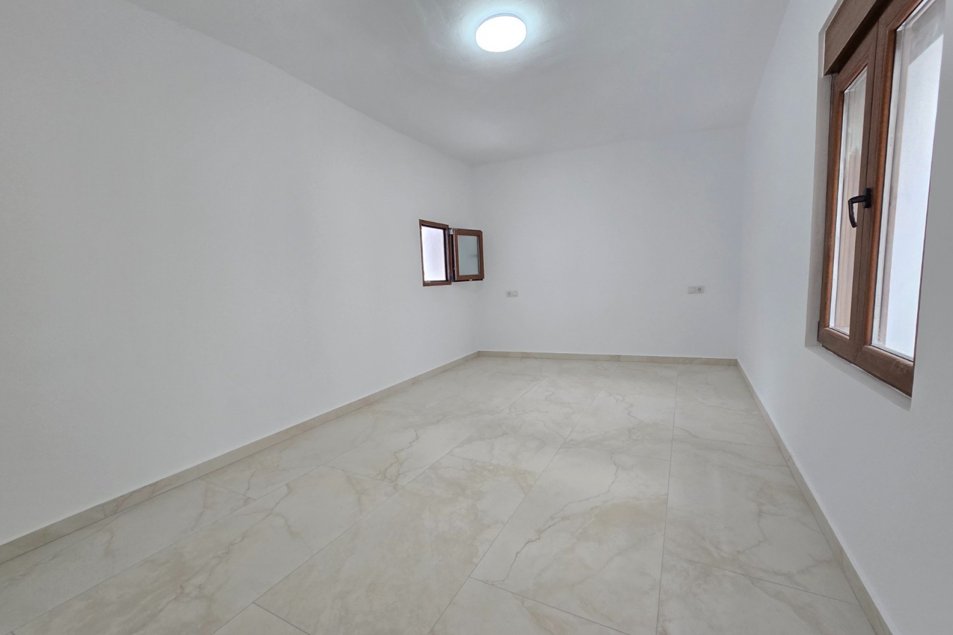 Resale - Townhouse -
Callosa De Ensarrià