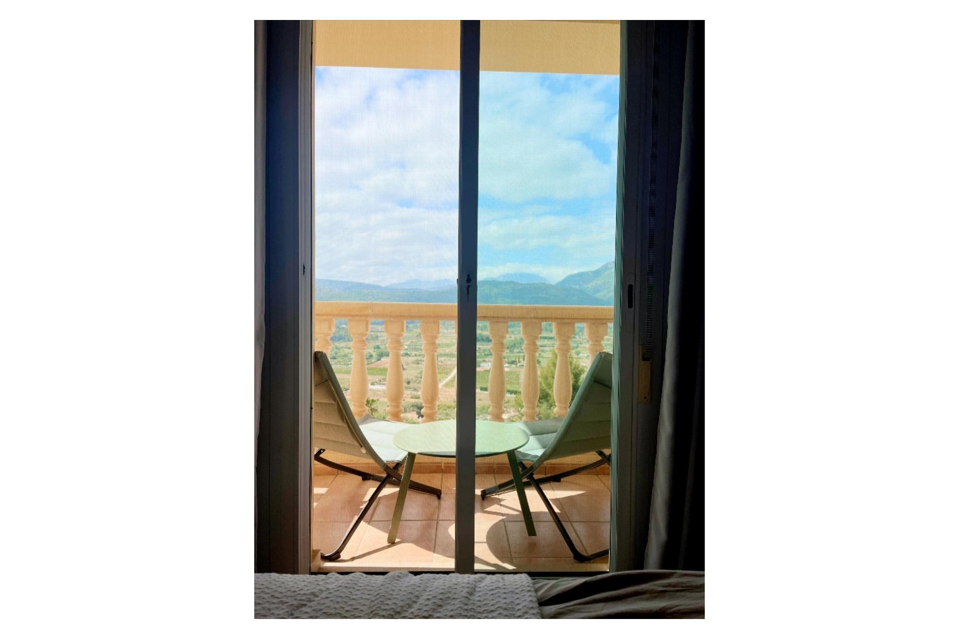 Resale - Townhouse -
Jalón