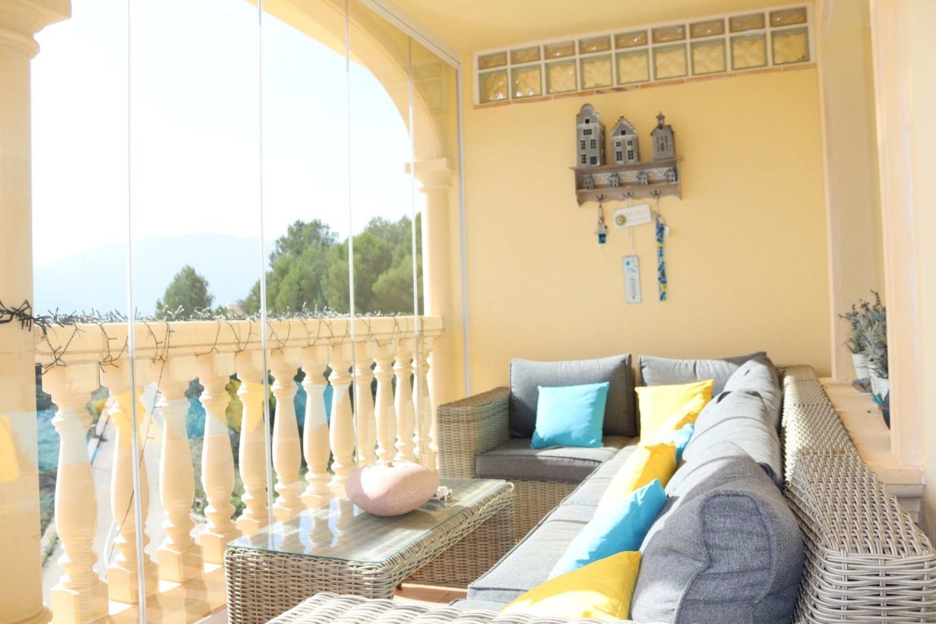 Resale - Townhouse -
Jalón