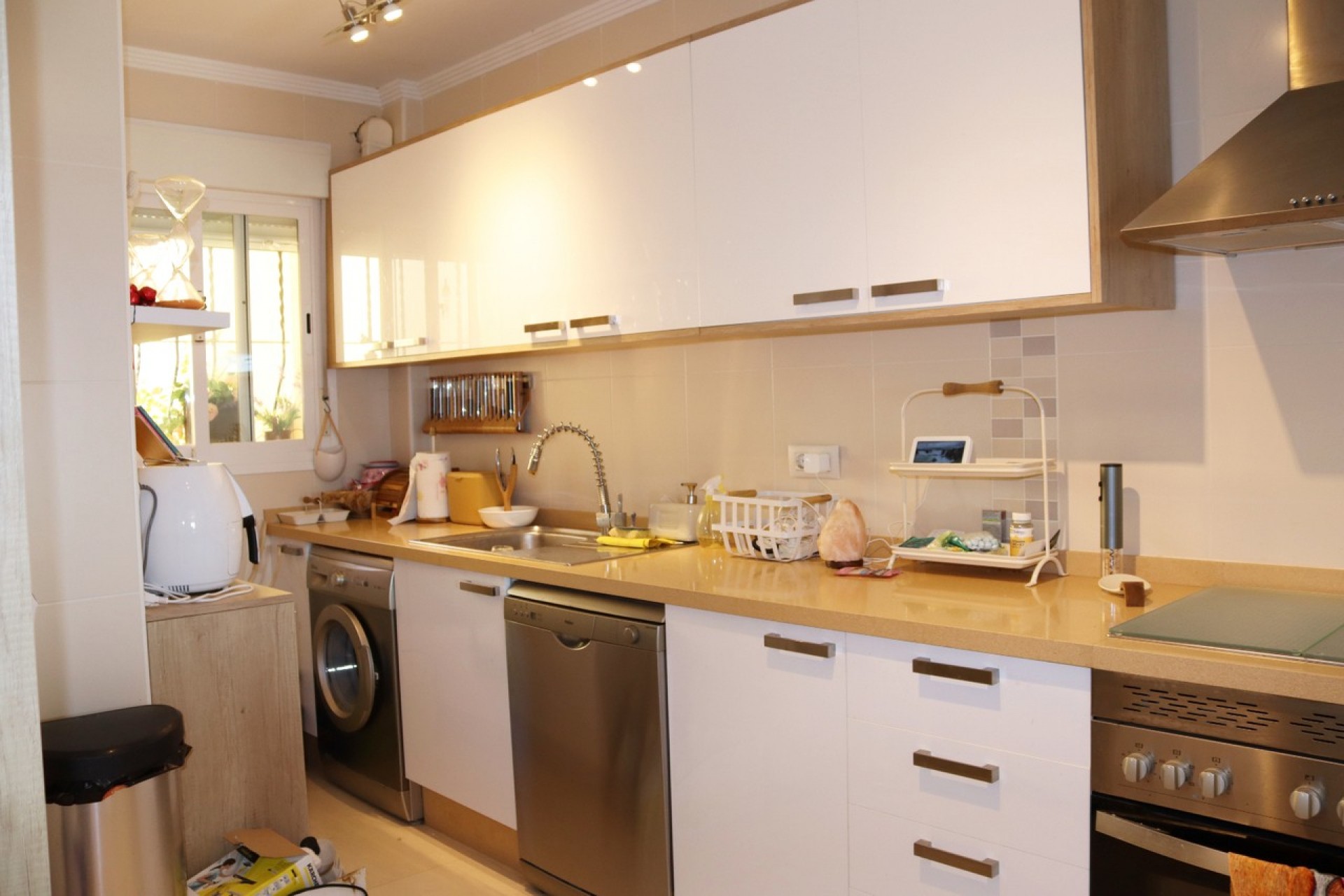 Resale - Townhouse -
Jalón