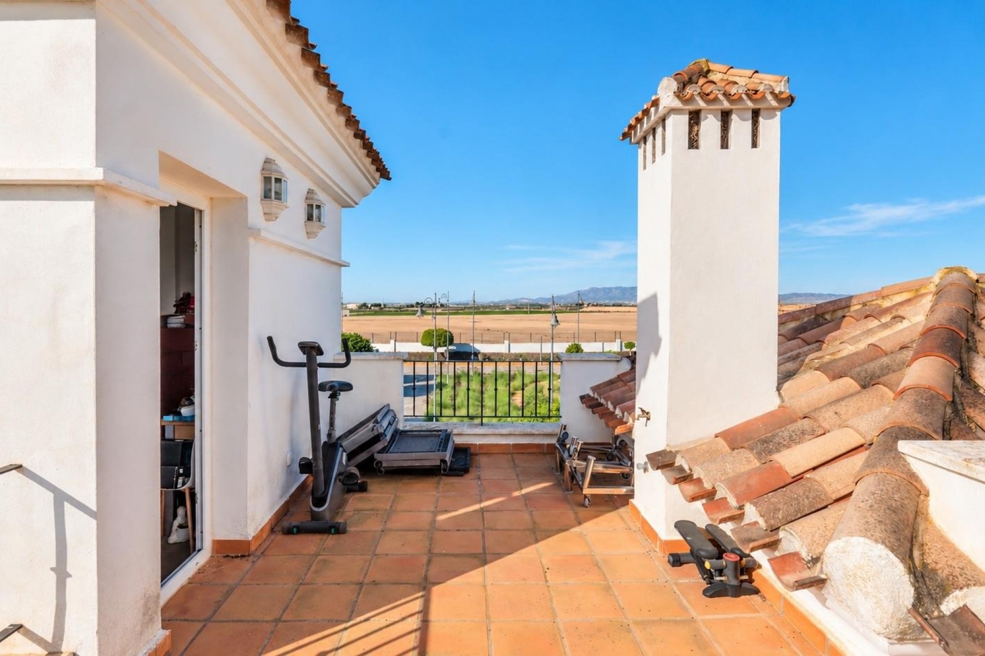 Resale - Townhouse -
La Torre Golf Resort