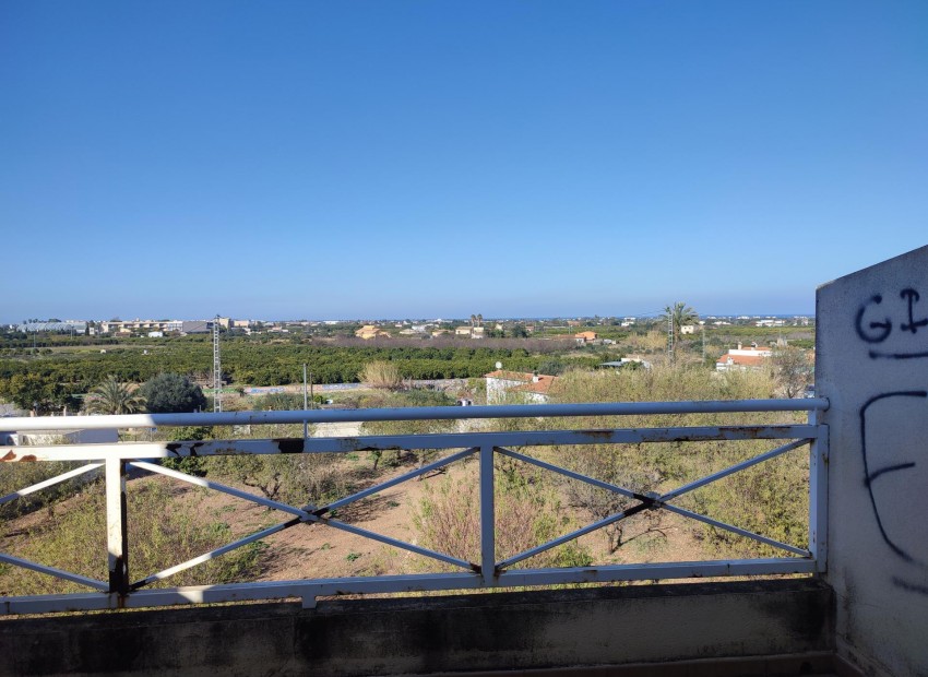 Resale - Townhouse -
Ondara