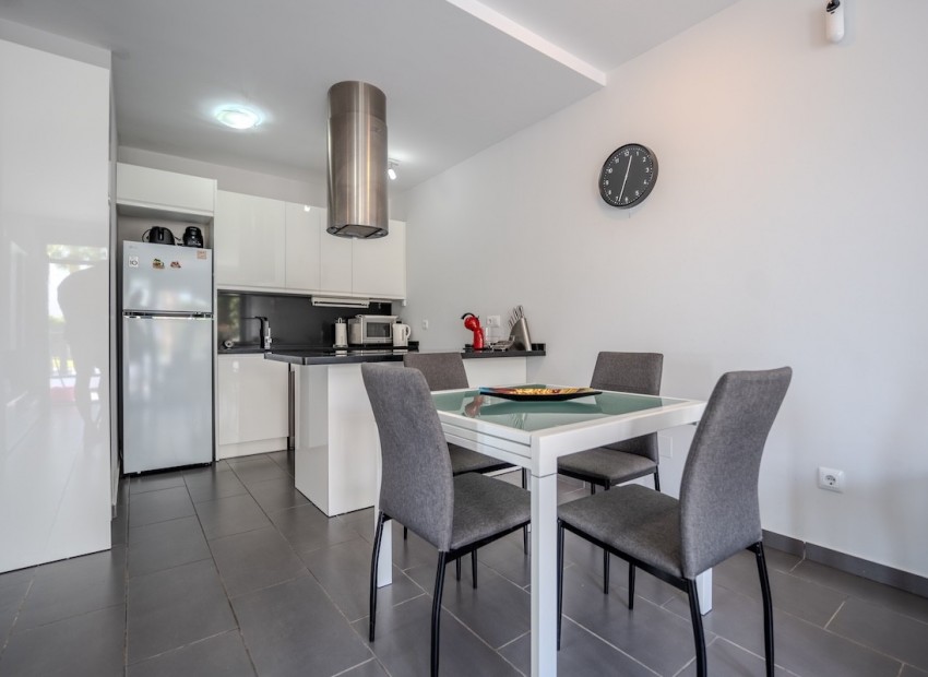 Resale - Townhouse -
Orihuela Costa - Villamartín