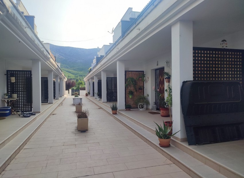 Resale - Townhouse -
Parcent