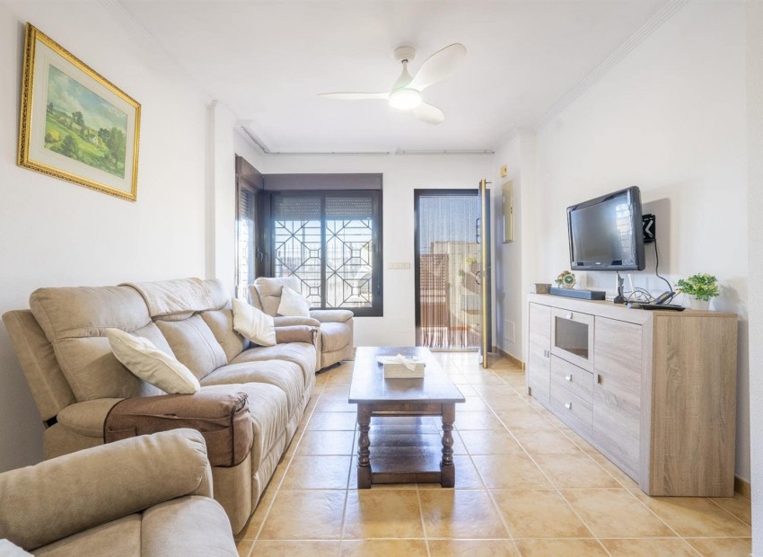 Resale - Townhouse -
San Cayetano