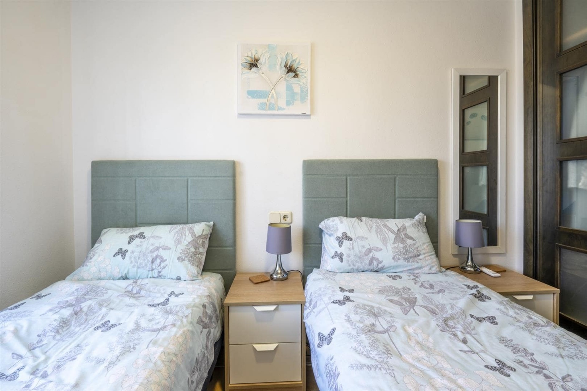 Resale - Townhouse -
San Cayetano