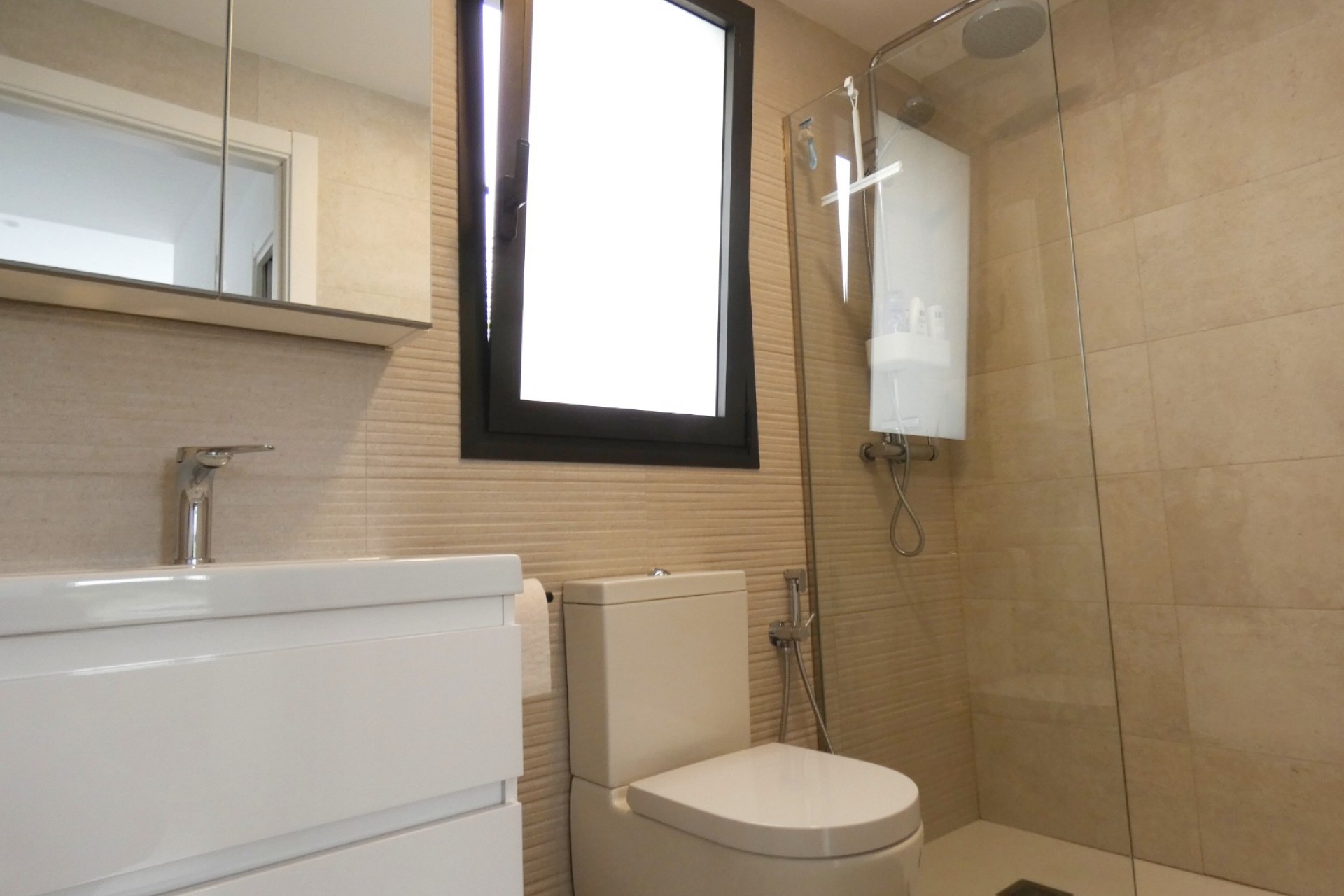 Resale - Townhouse -
San Juan de Alicante