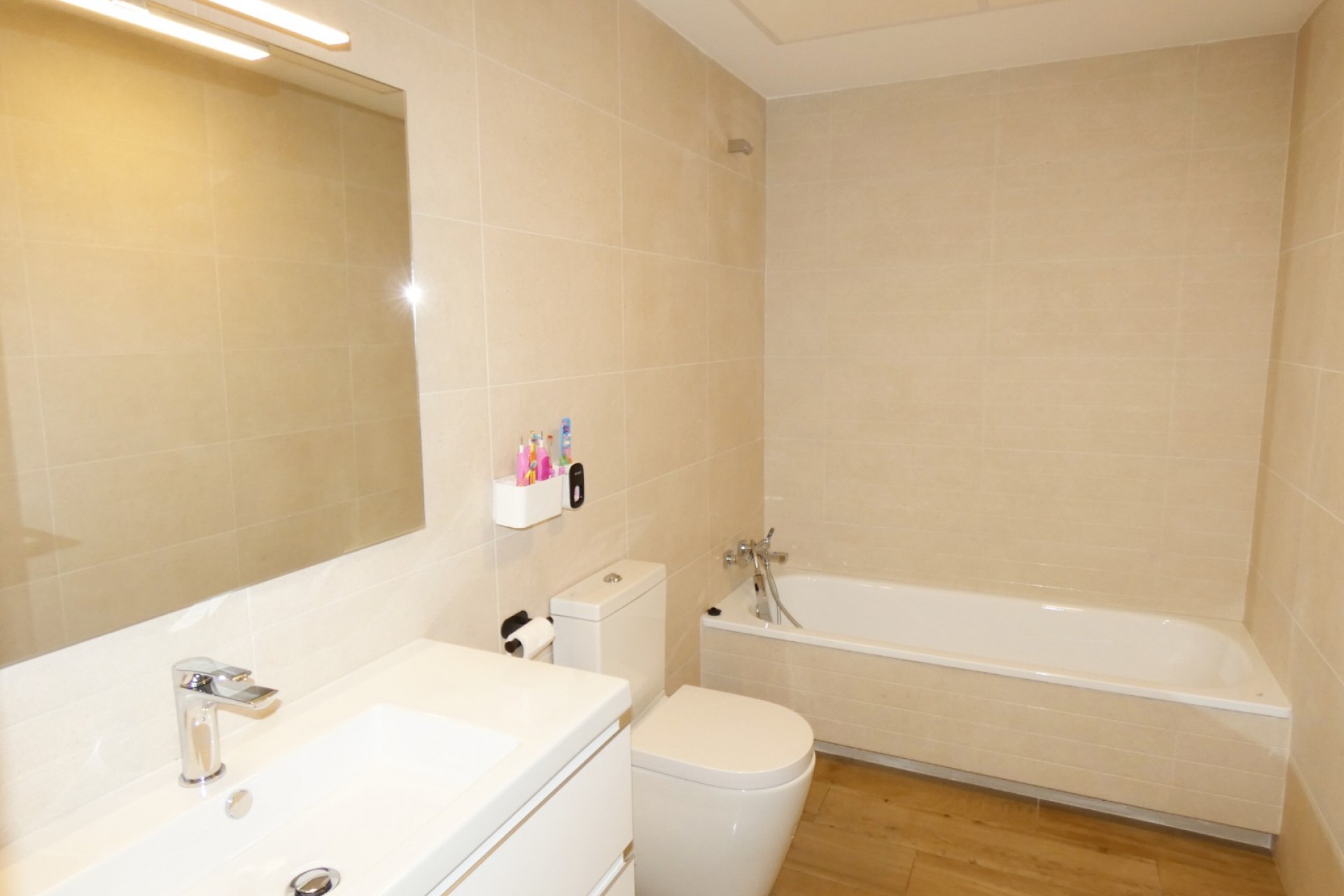 Resale - Townhouse -
San Juan de Alicante