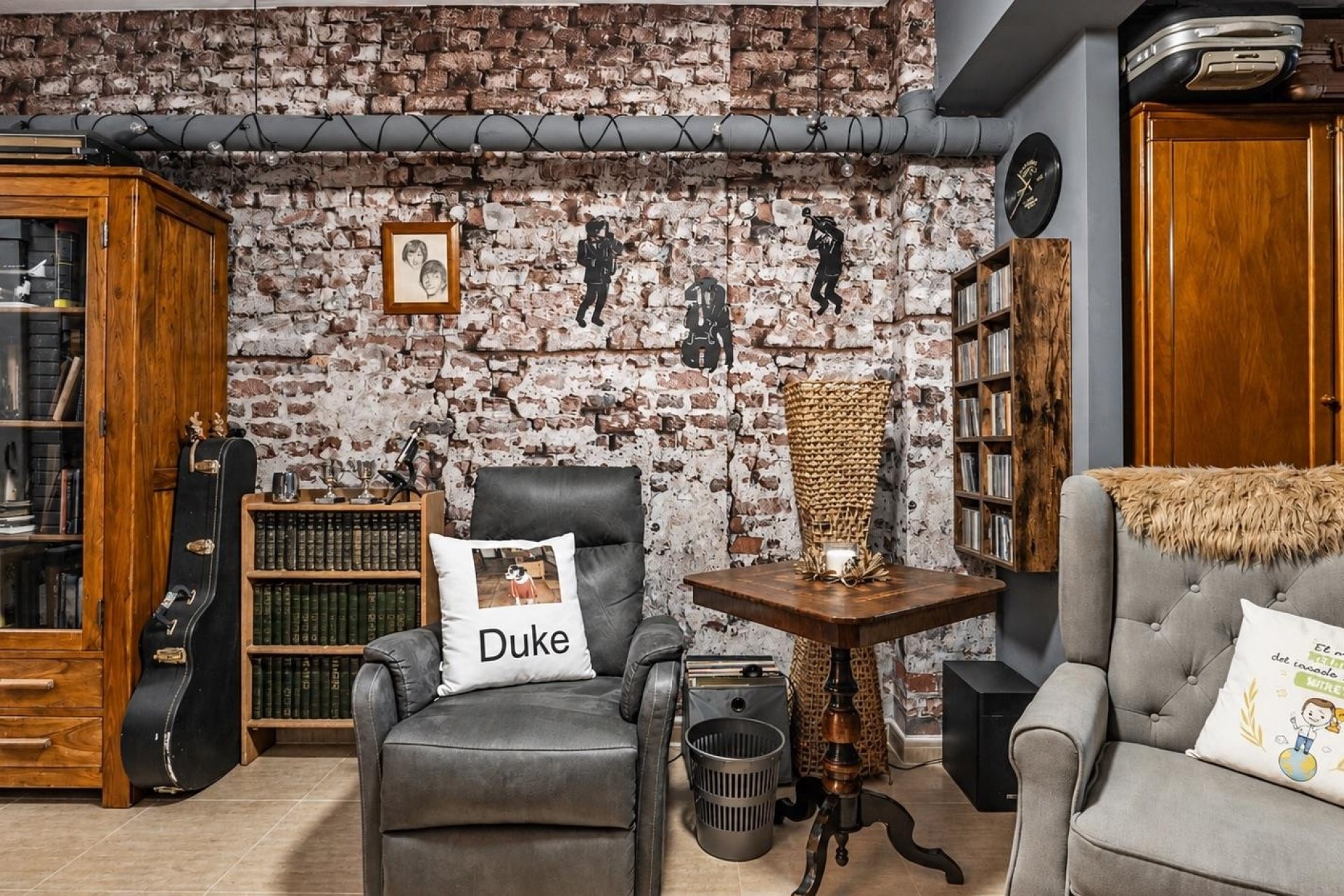 Resale - Townhouse -
Sierra Golf