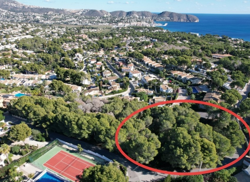 Resale - Urban Land -
Moraira - Pinar del Advocat - Cometa