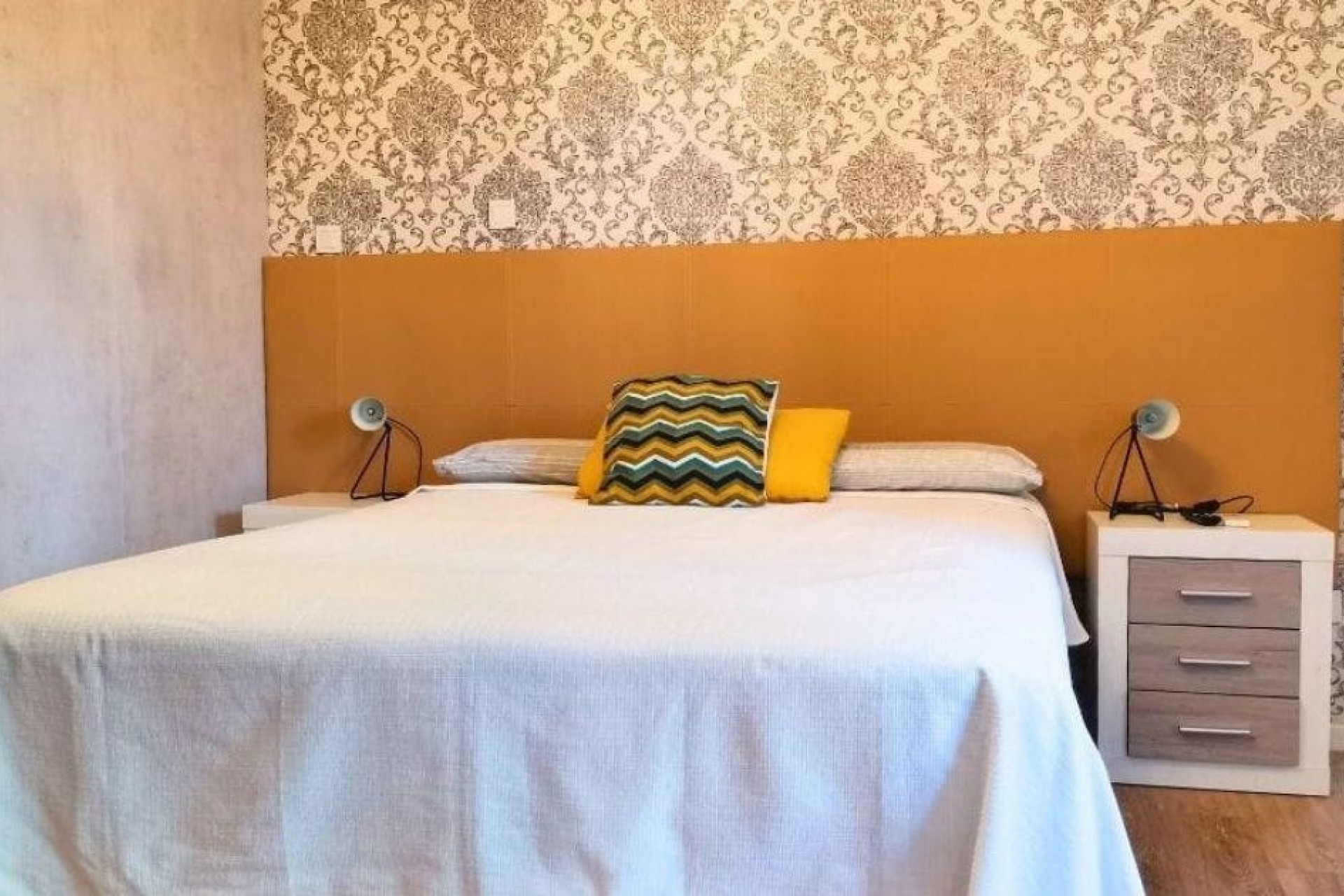 Resale - Villa -
Albir - Center