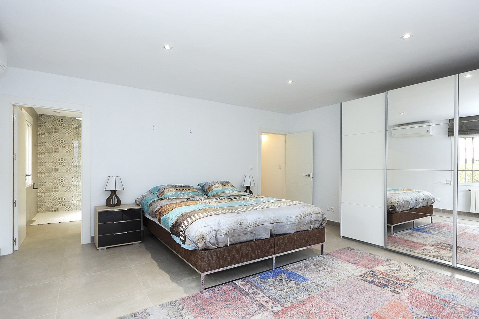 Resale - Villa -
Albir
