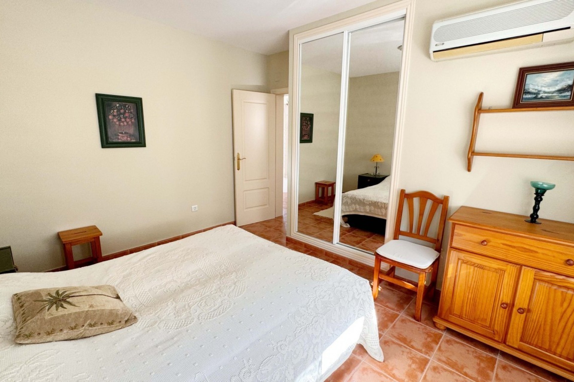 Resale - Villa -
Albir