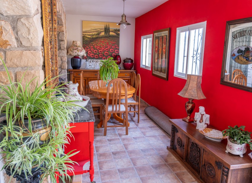 Resale - Villa -
Albir