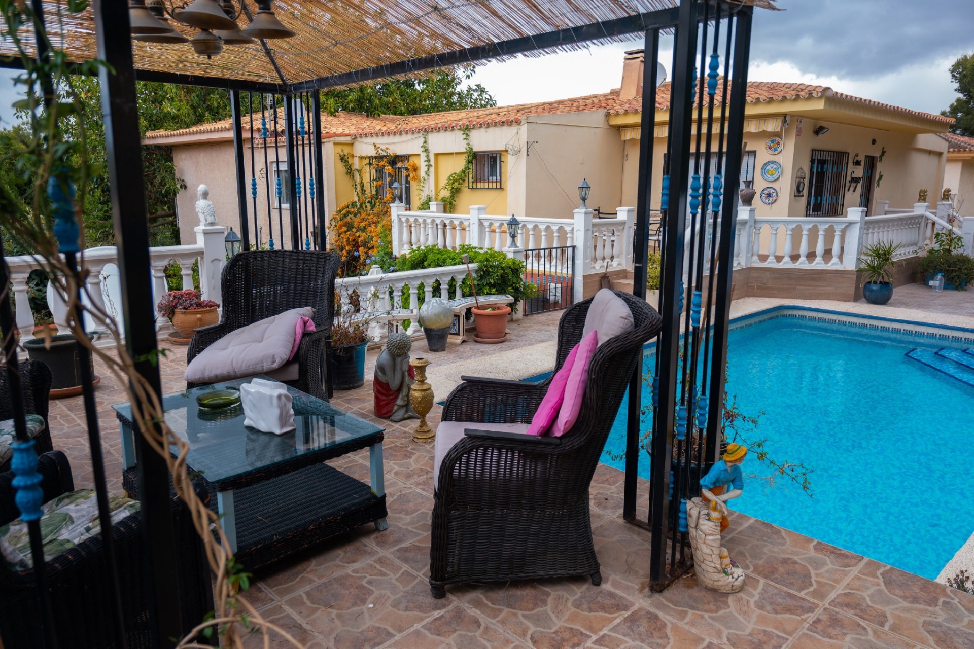 Resale - Villa -
Albir