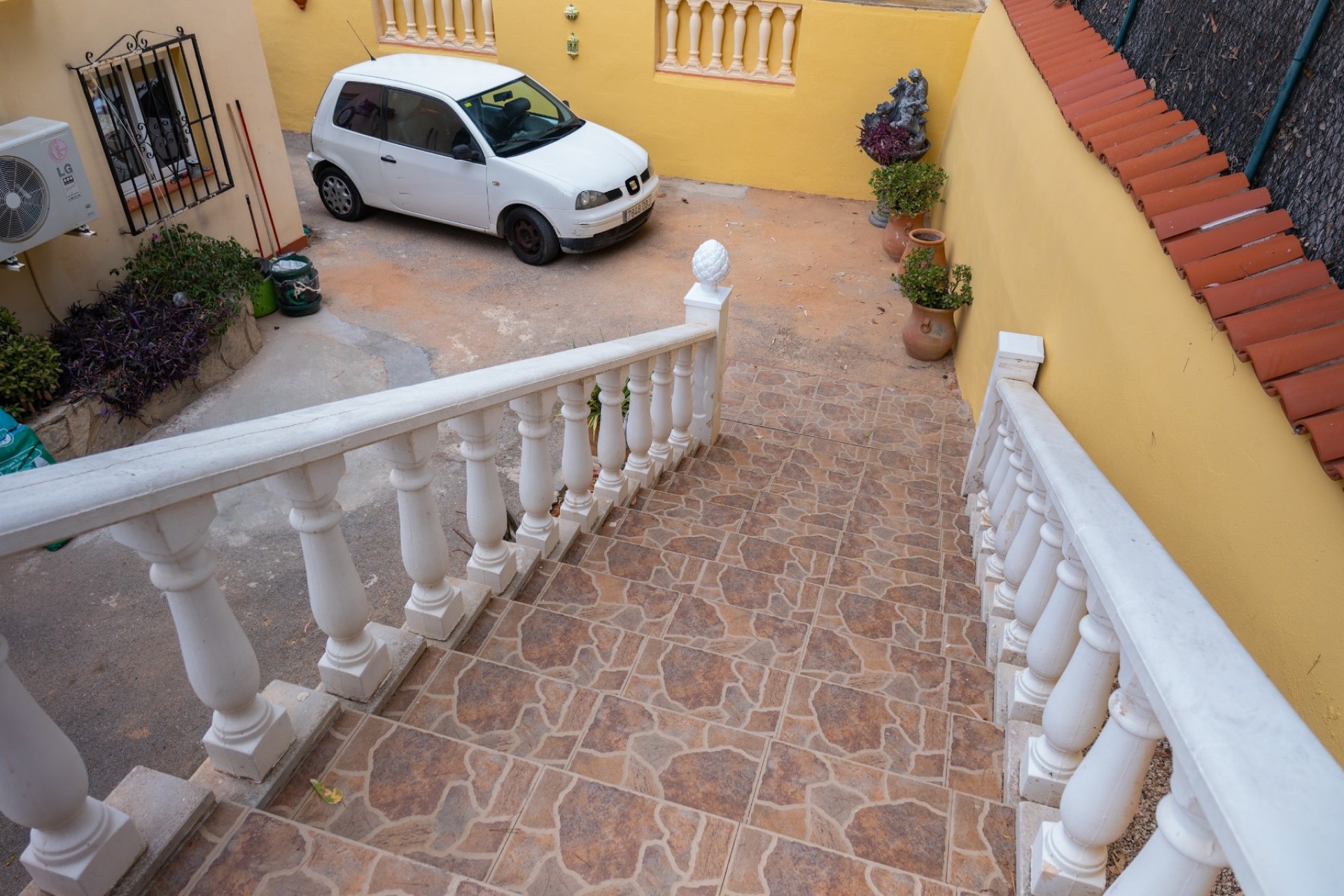 Resale - Villa -
Albir