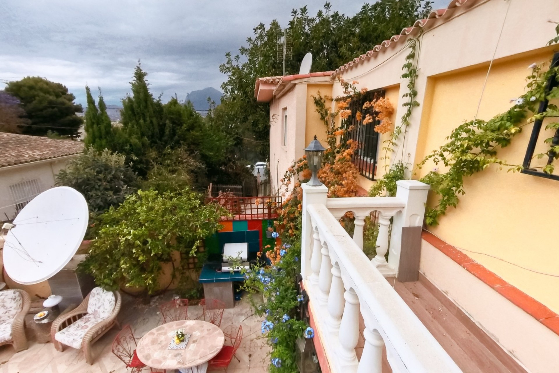 Resale - Villa -
Albir