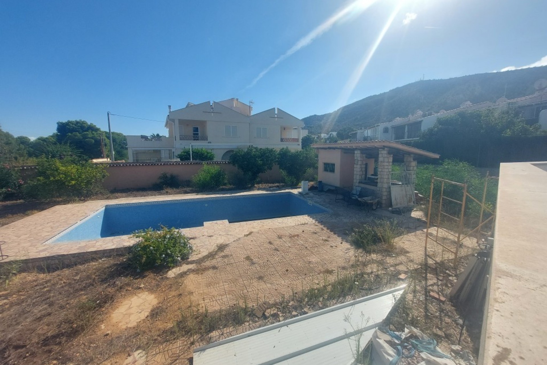 Resale - Villa -
Albir