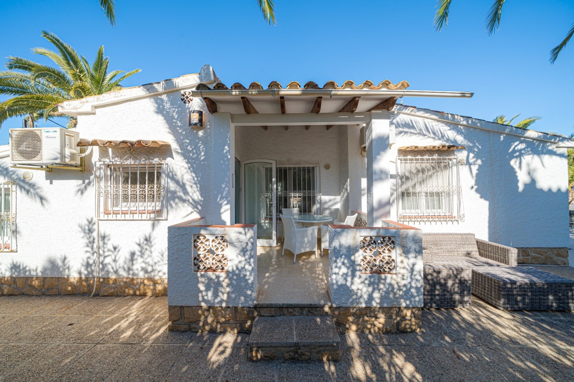 Resale - Villa -
Albir