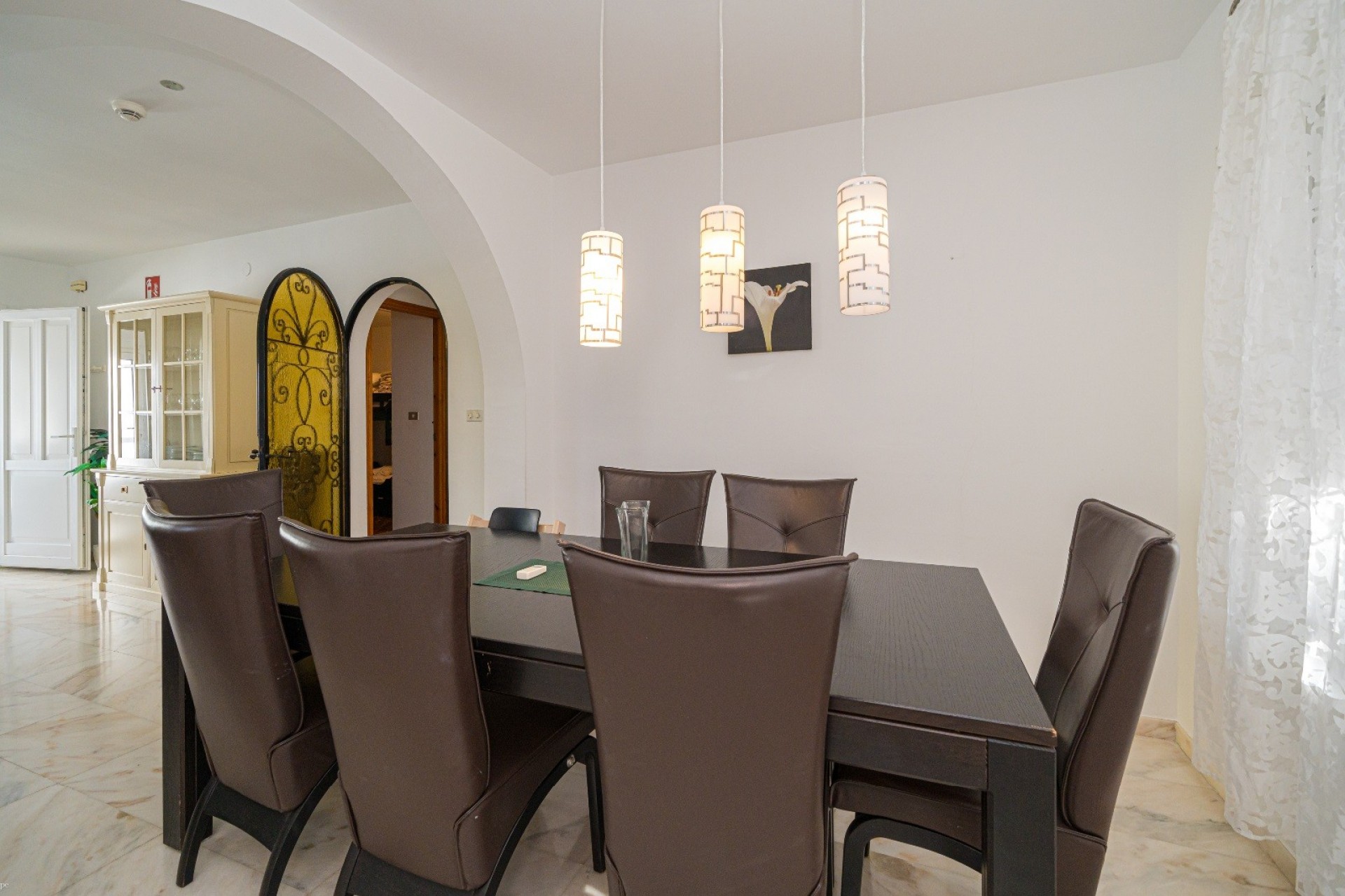 Resale - Villa -
Albir