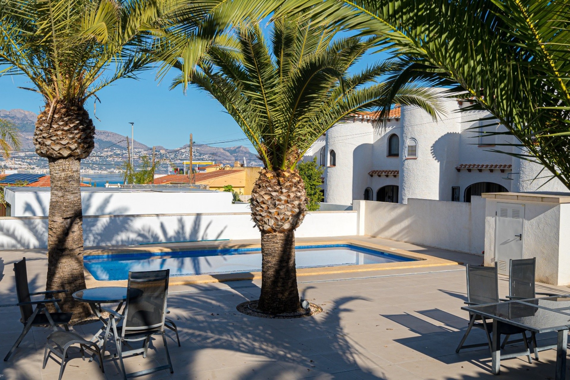 Resale - Villa -
Albir