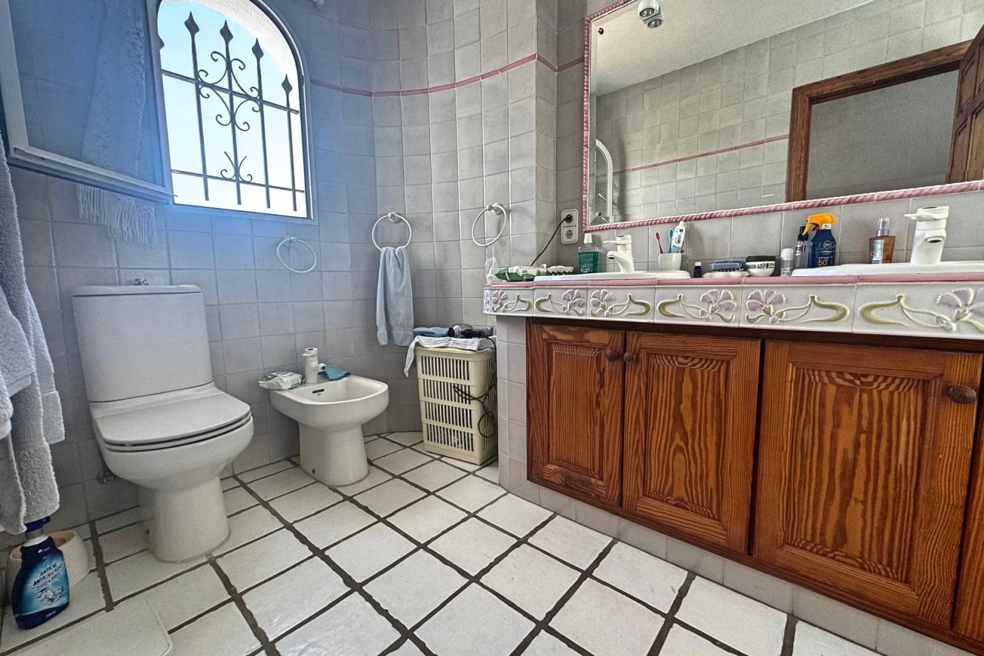 Resale - Villa -
Albir