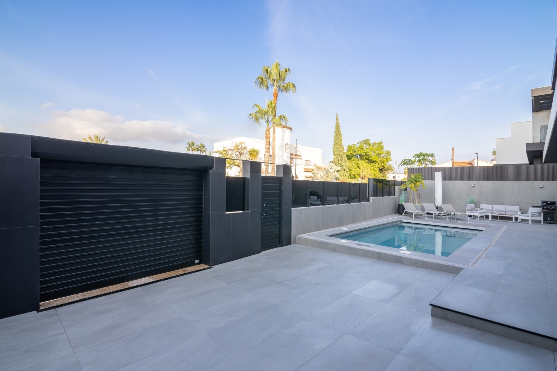 Resale - Villa -
Albir