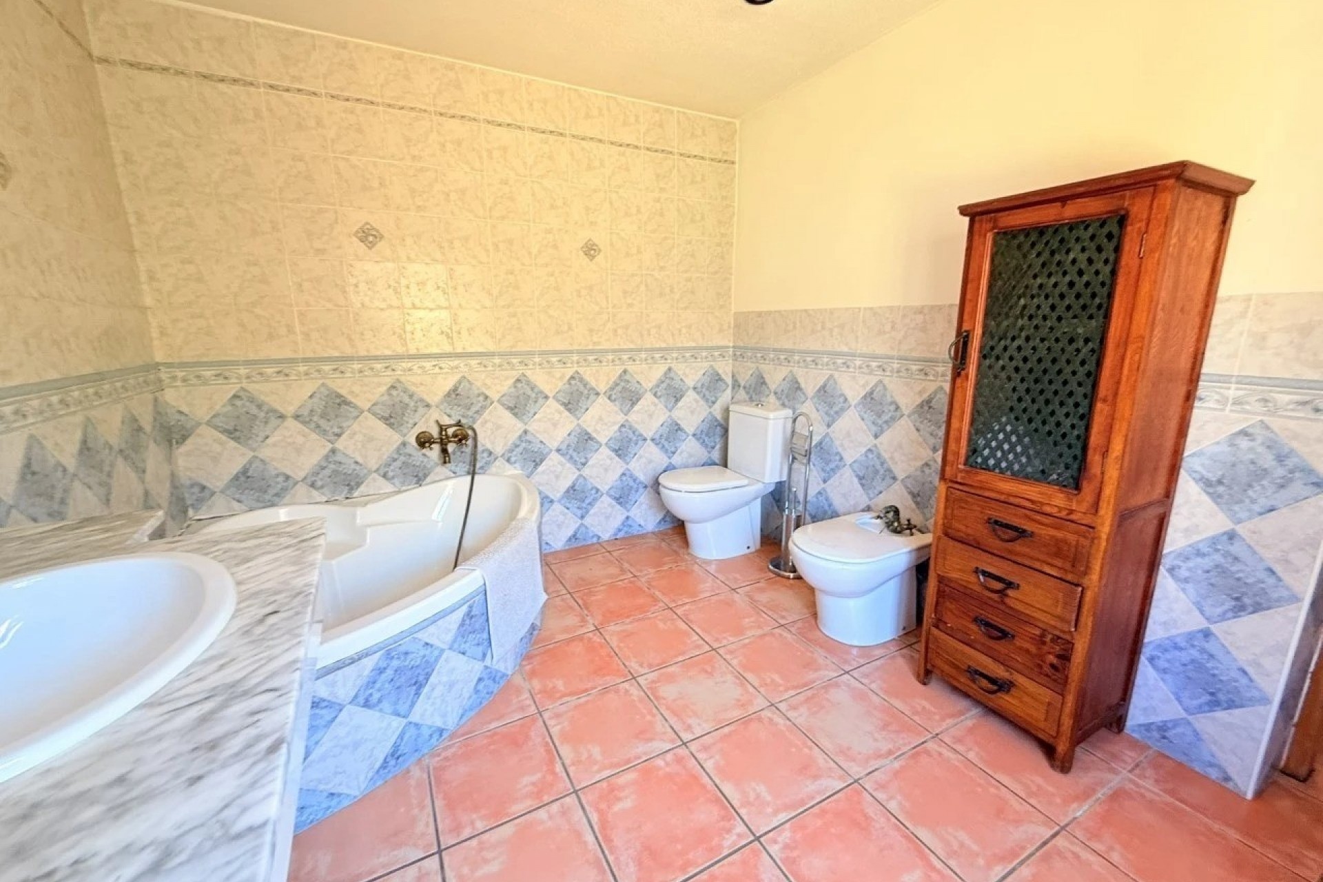 Resale - Villa -
Albir