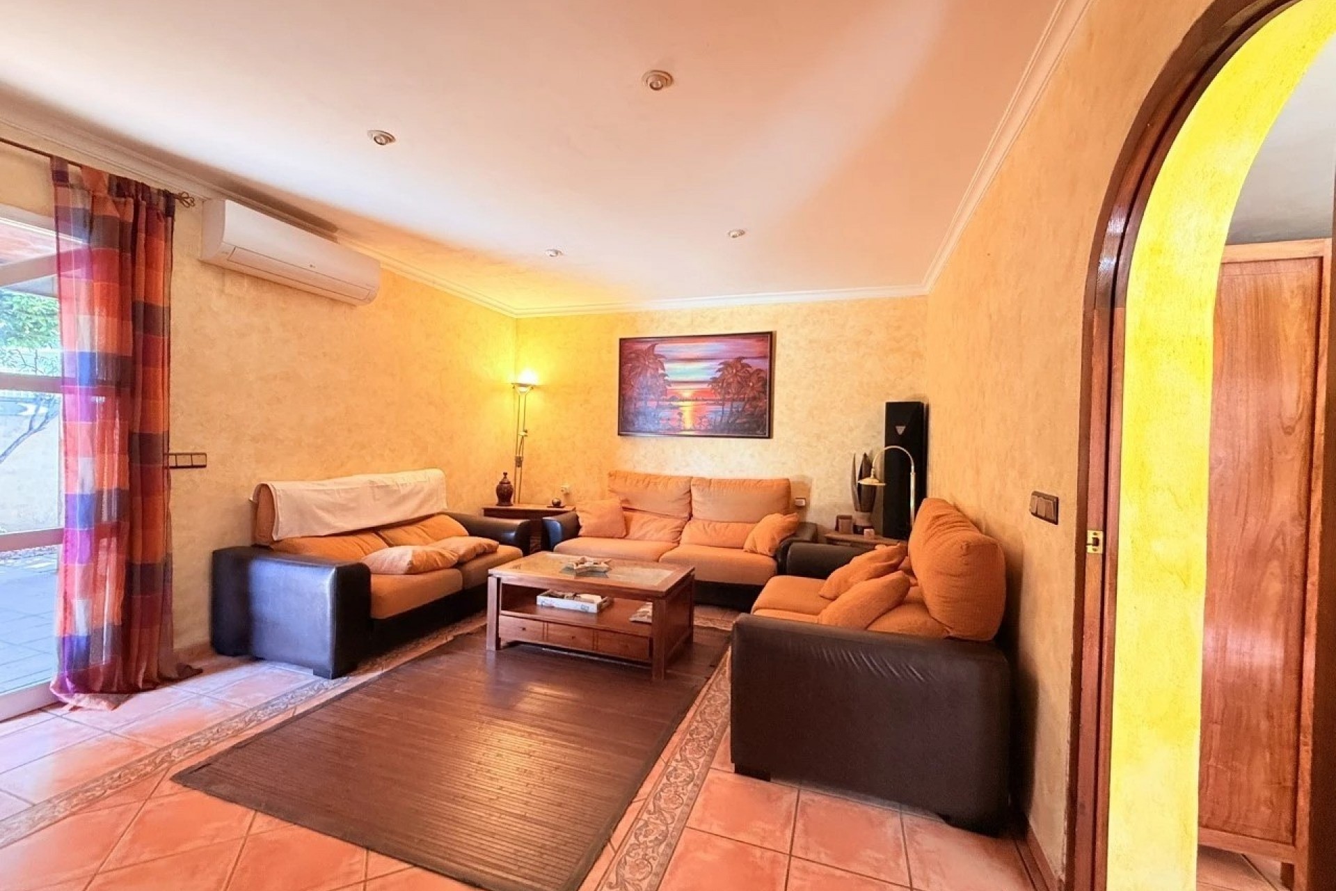 Resale - Villa -
Albir
