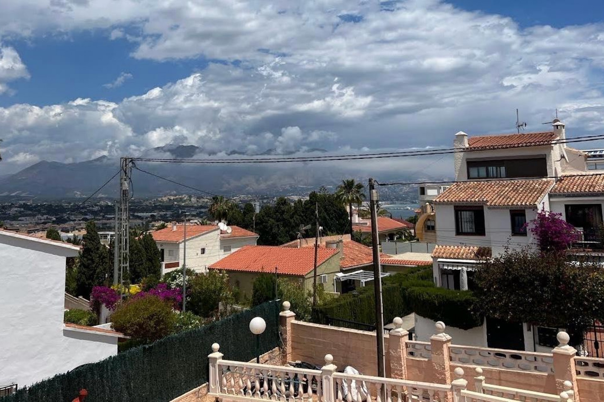 Resale - Villa -
Albir