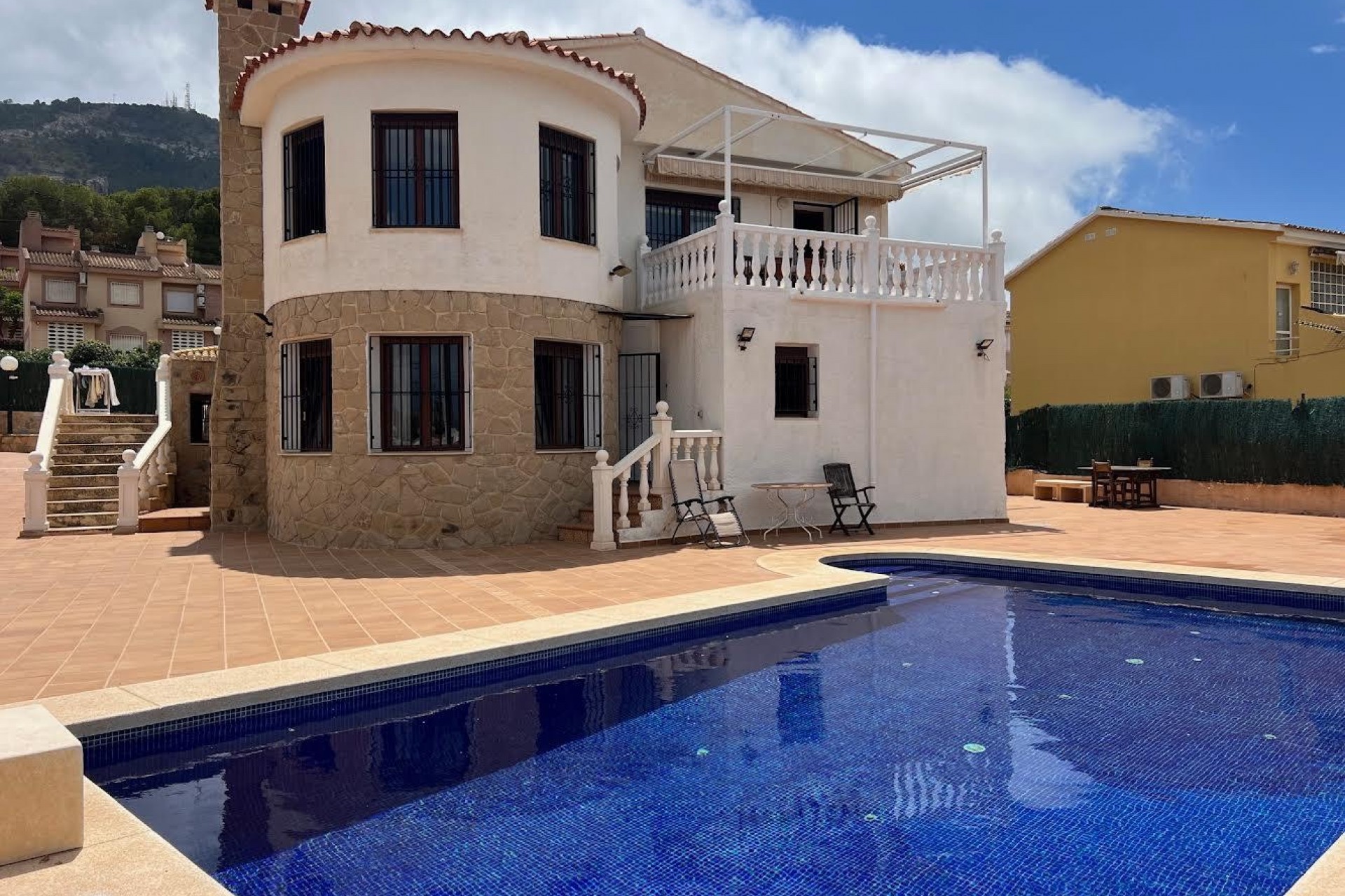 Resale - Villa -
Albir