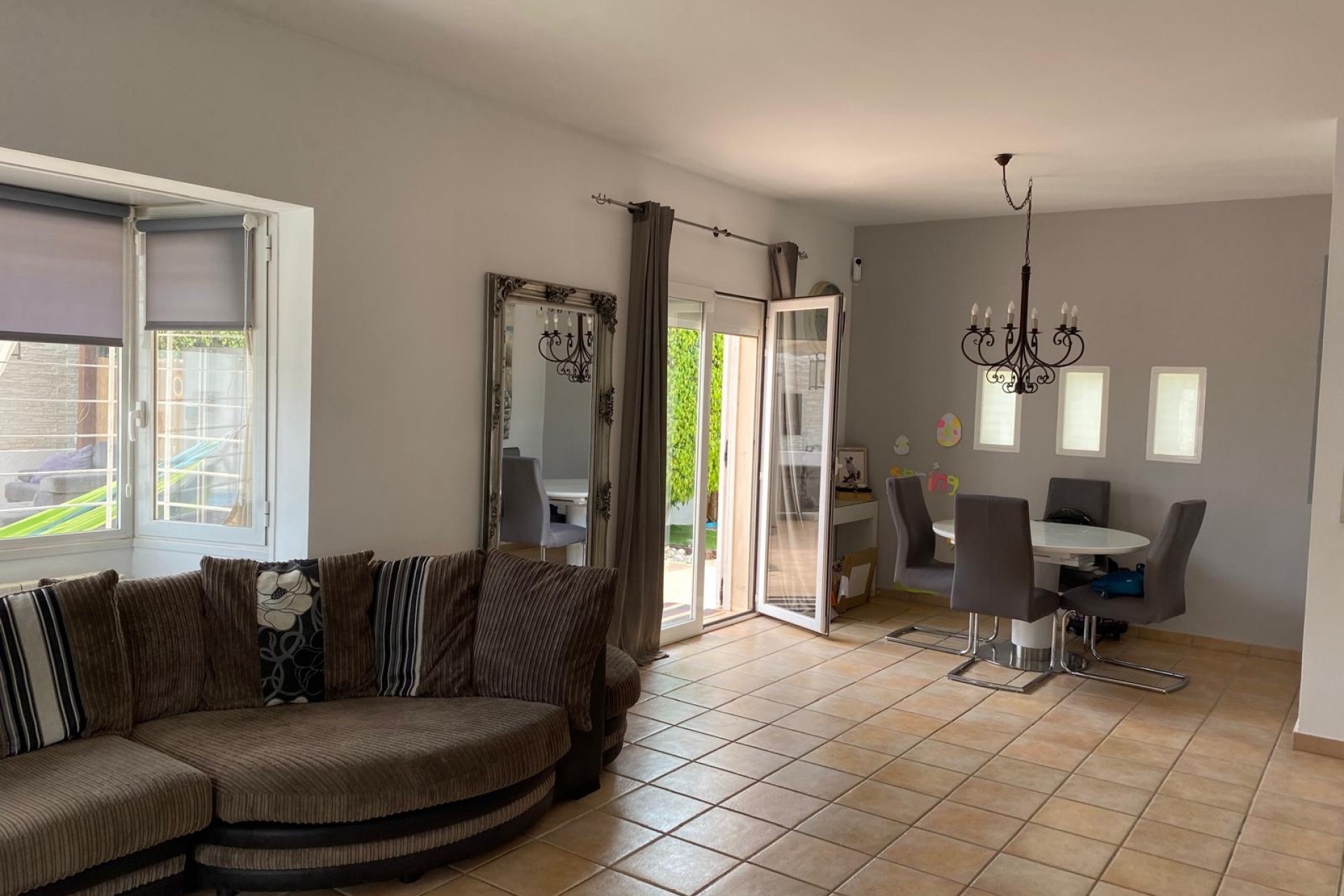 Resale - Villa -
Albir