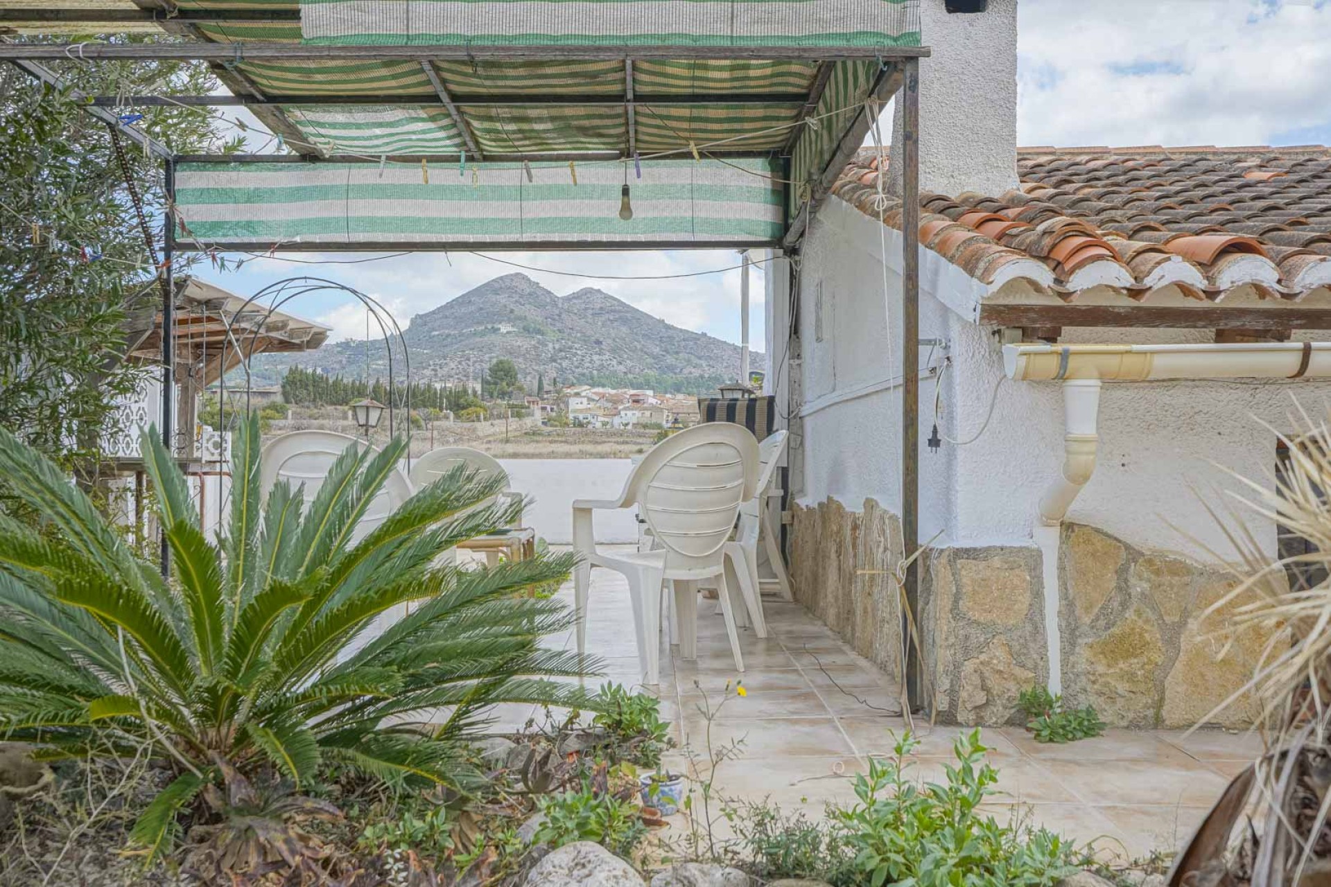 Resale - Villa -
Alcalalí