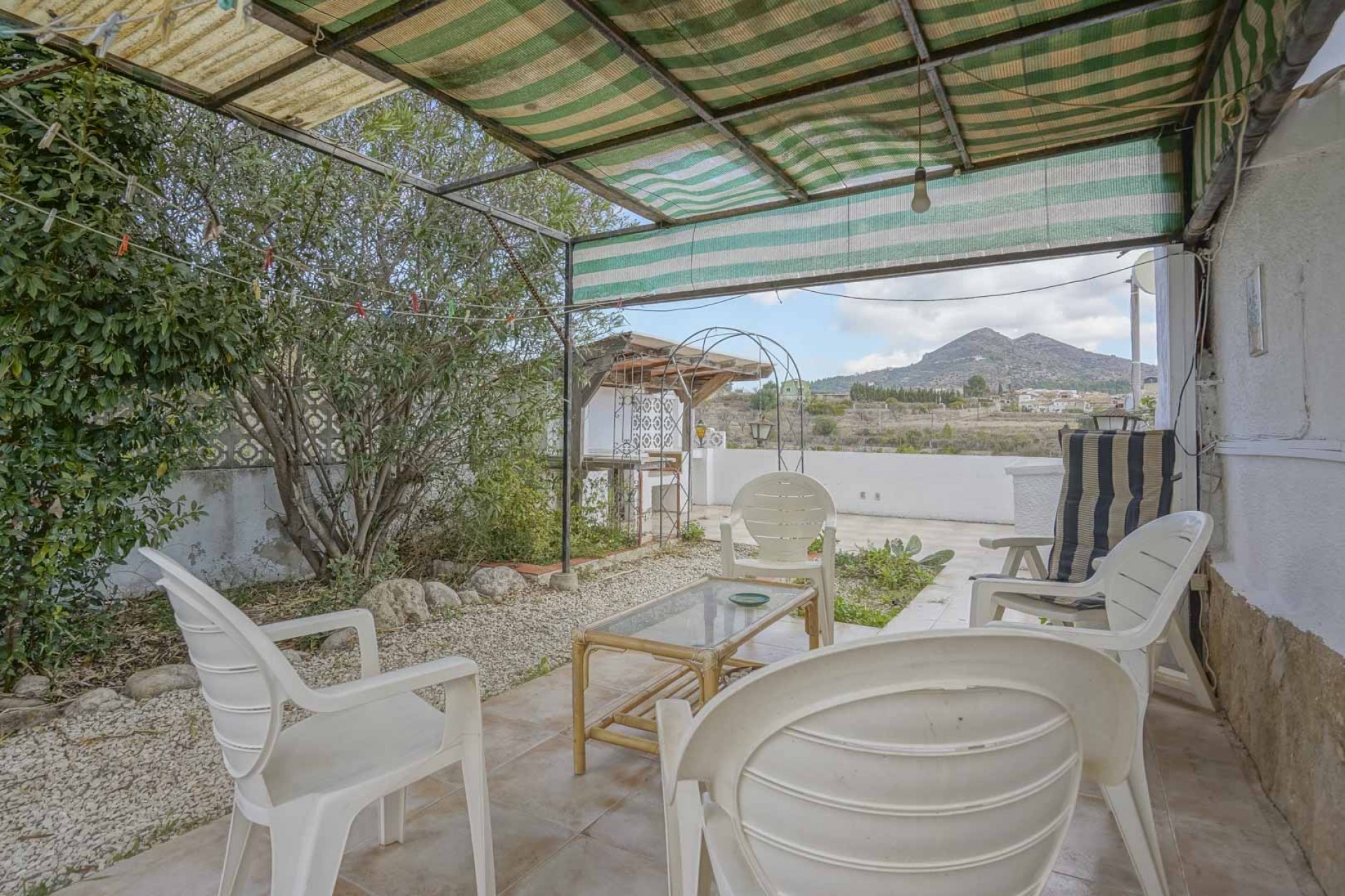 Resale - Villa -
Alcalalí