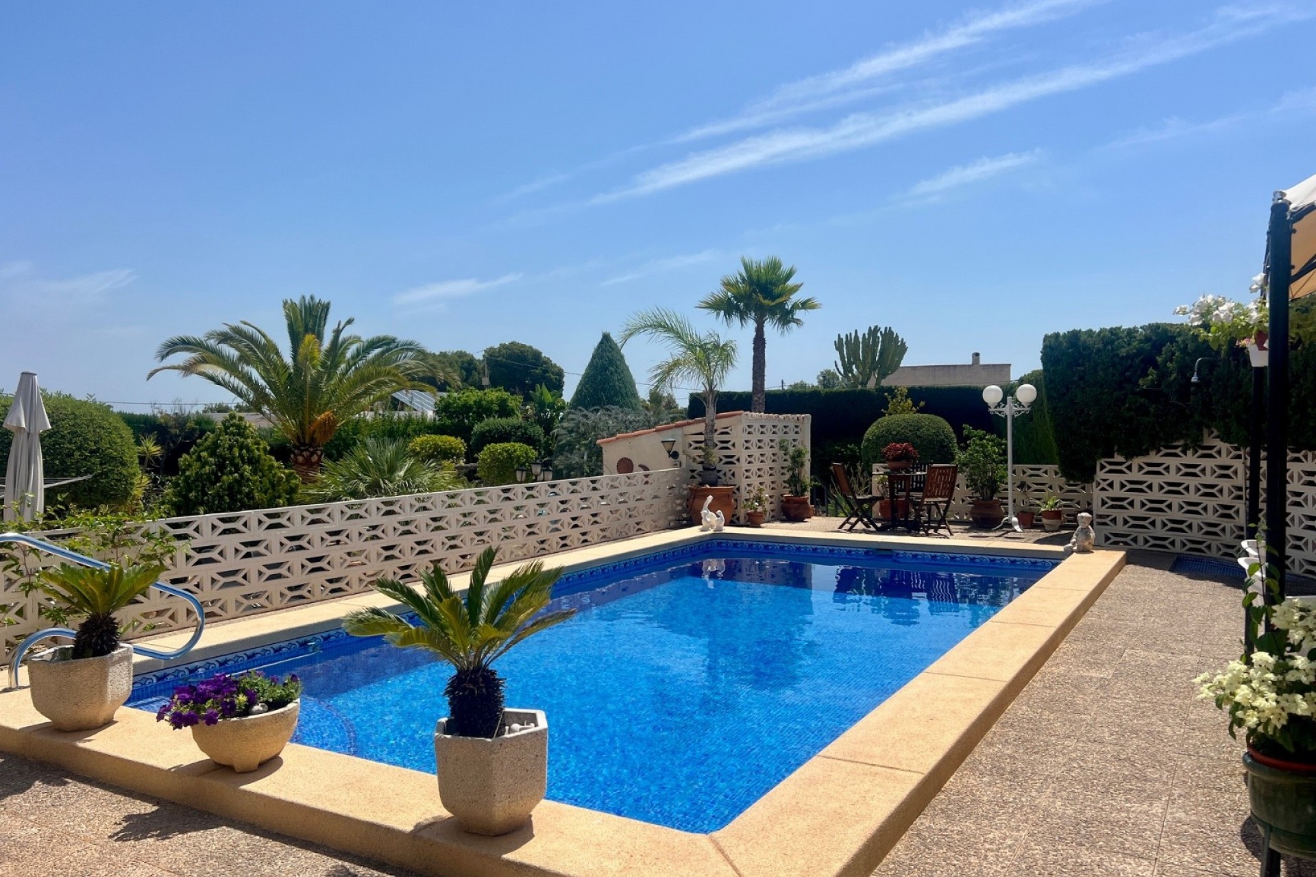 Resale - Villa -
Alfas del Pí
