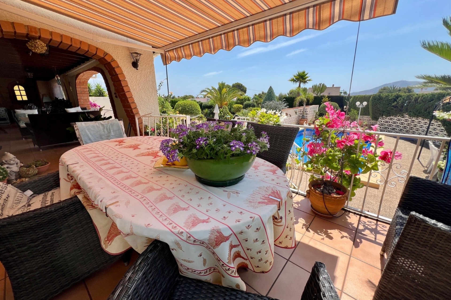 Resale - Villa -
Alfas del Pí