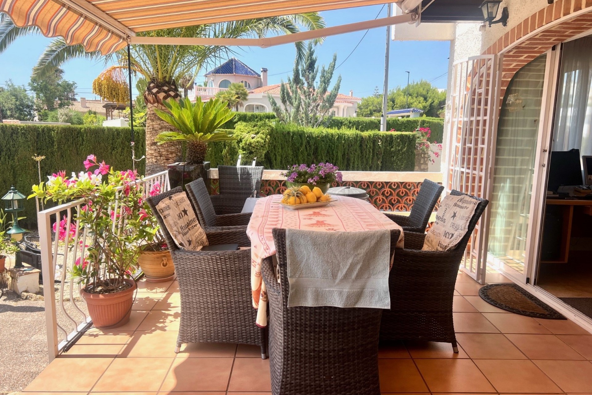 Resale - Villa -
Alfas del Pí