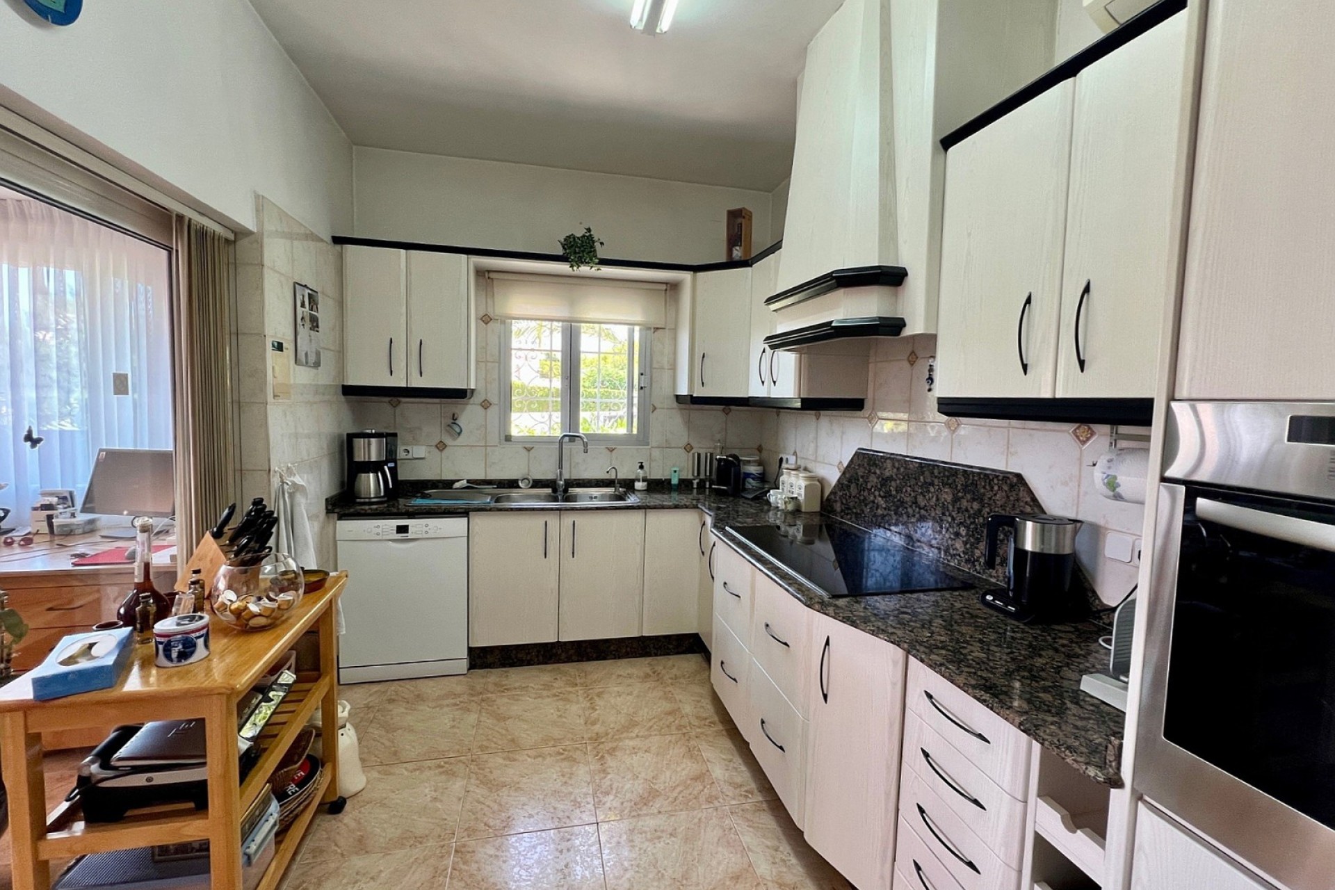 Resale - Villa -
Alfas del Pí