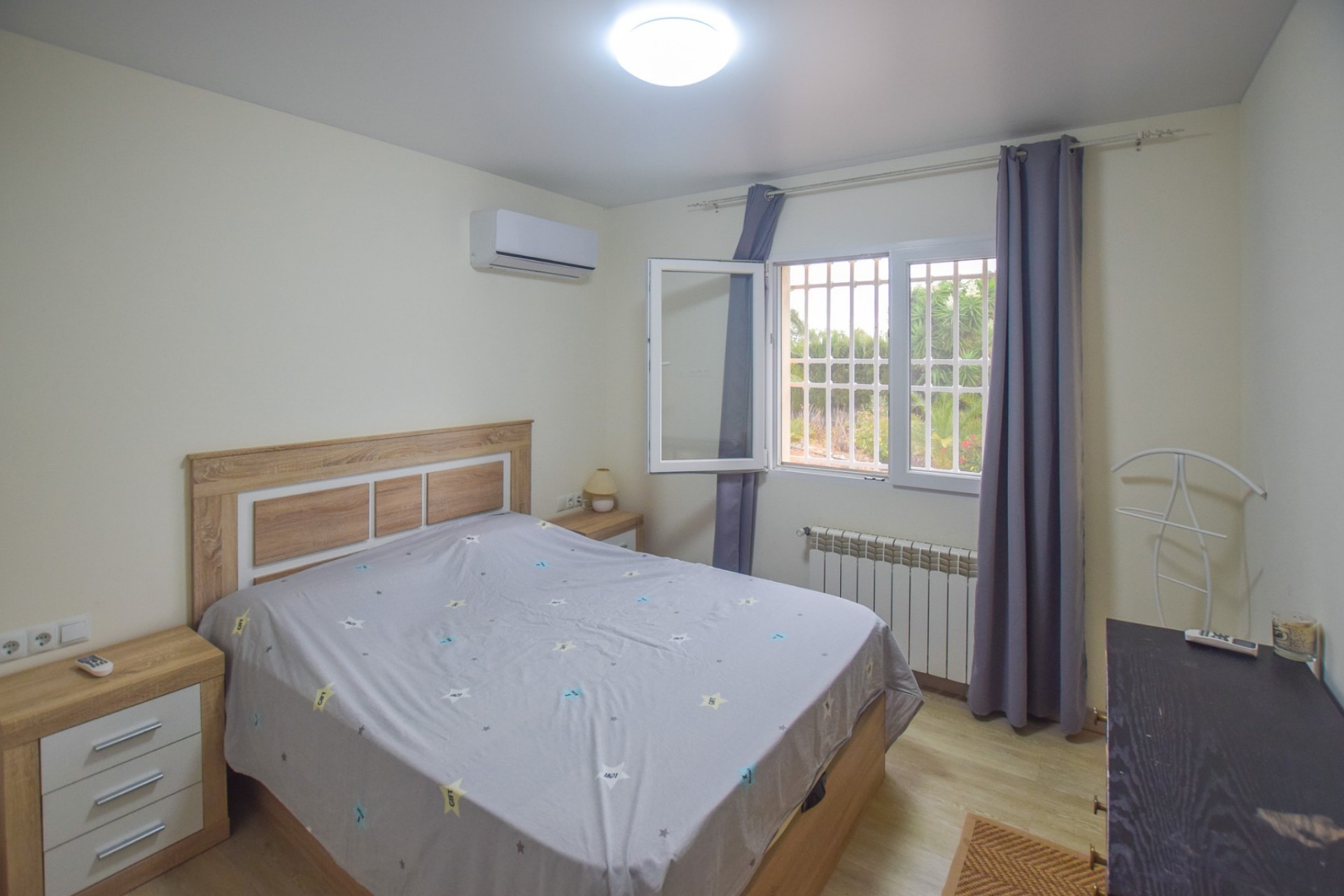 Resale - Villa -
Alfas del Pí