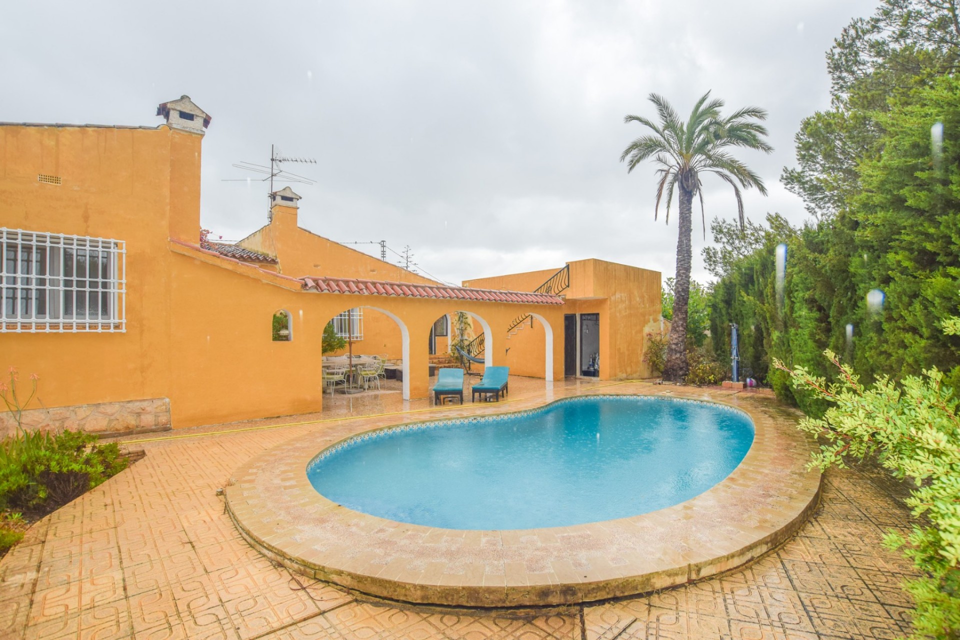 Resale - Villa -
Alfas del Pí
