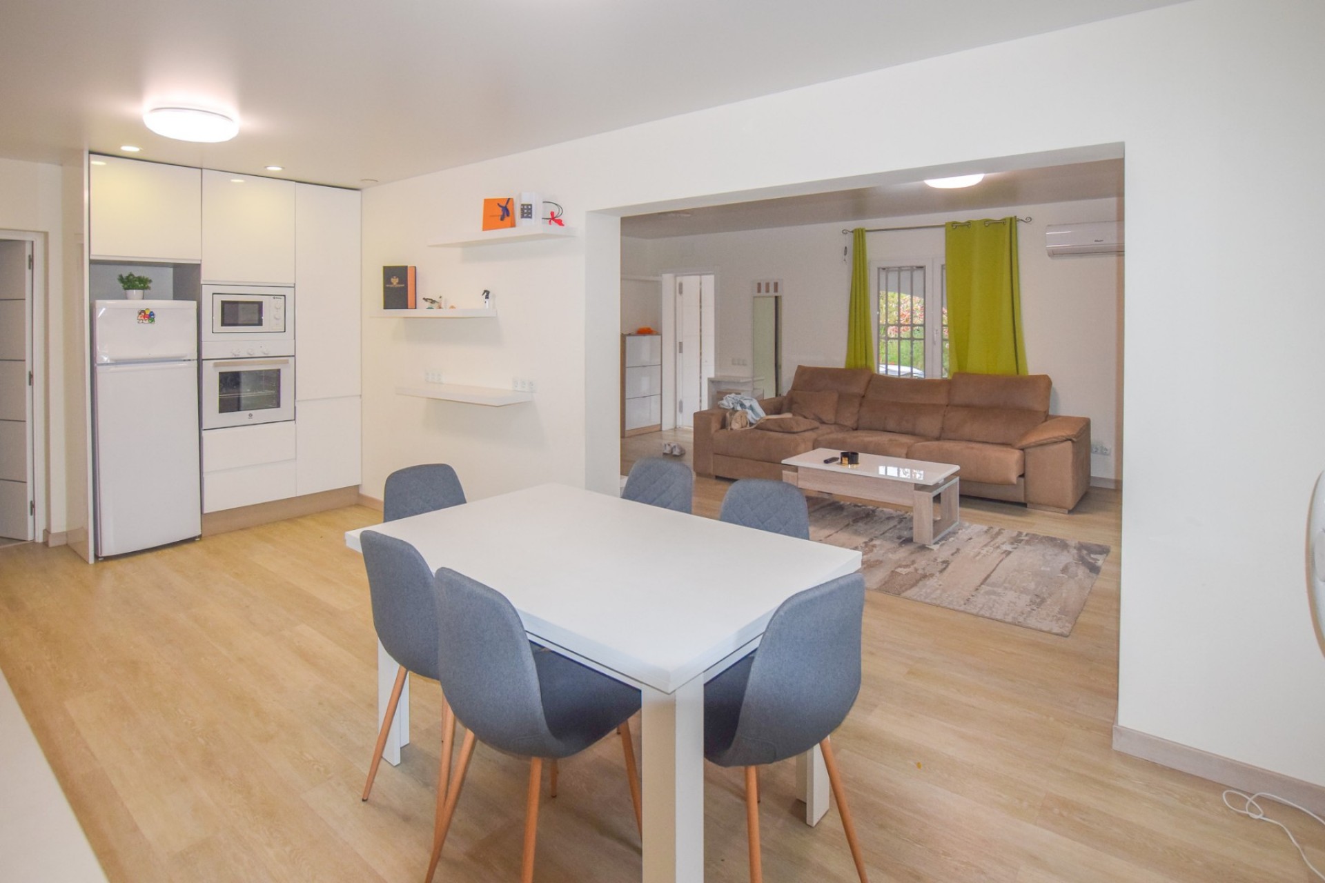 Resale - Villa -
Alfas del Pí