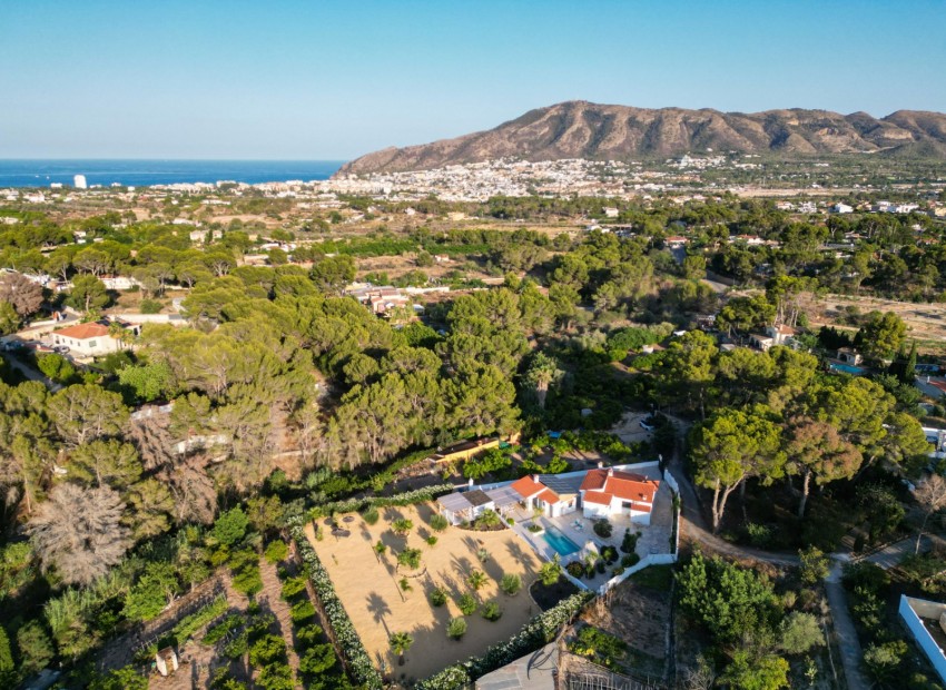 Resale - Villa -
Alfas del Pí