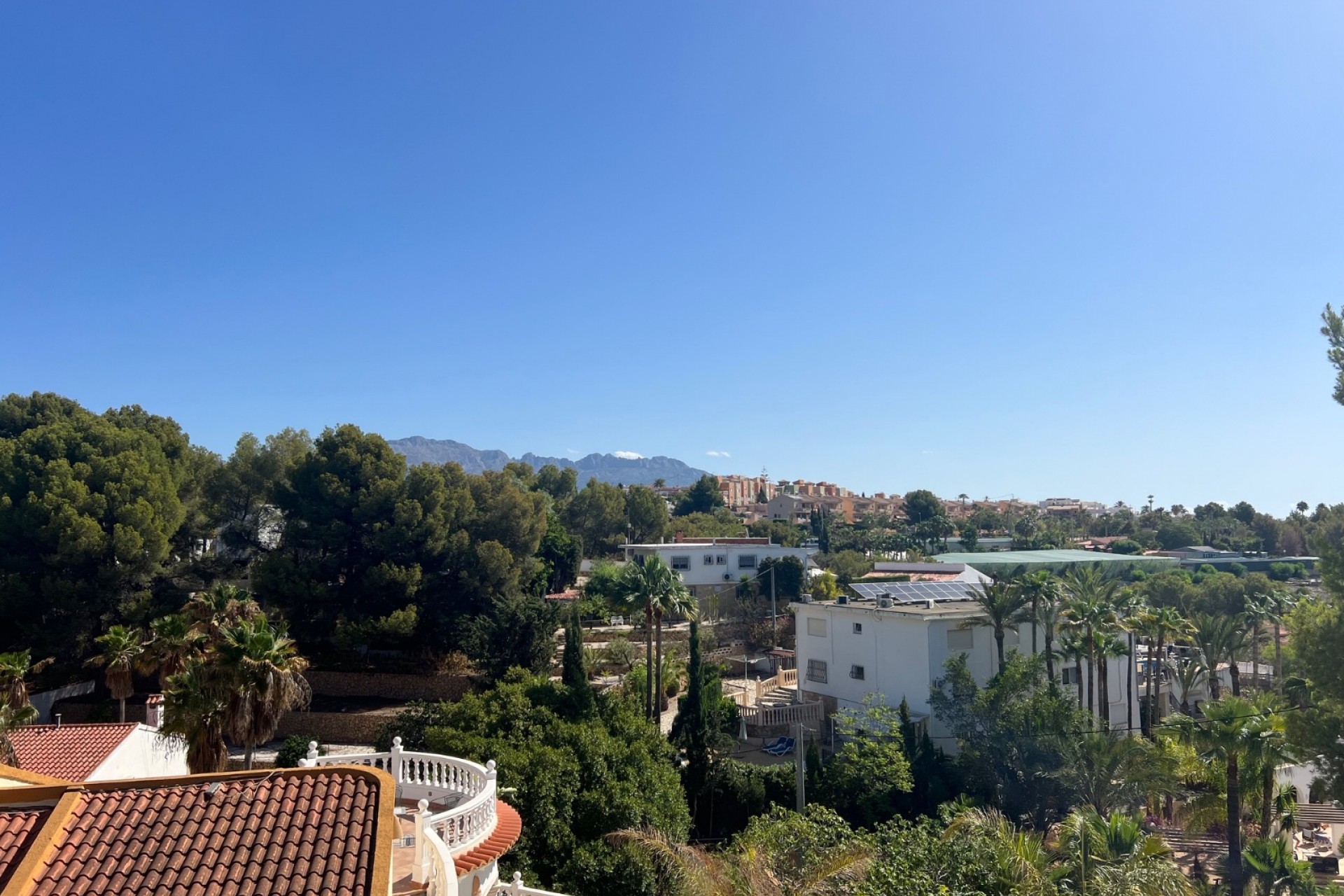 Resale - Villa -
Alfas del Pí