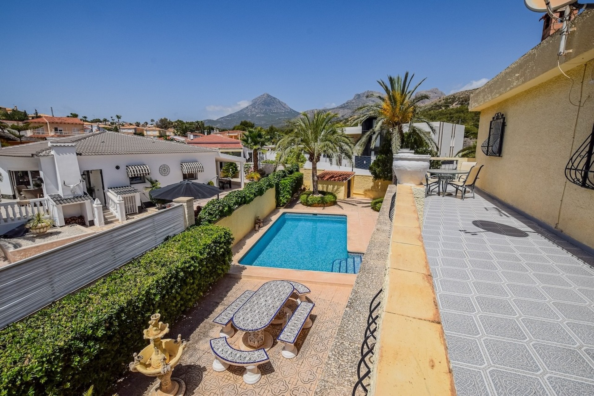 Resale - Villa -
Alfaz del Pi