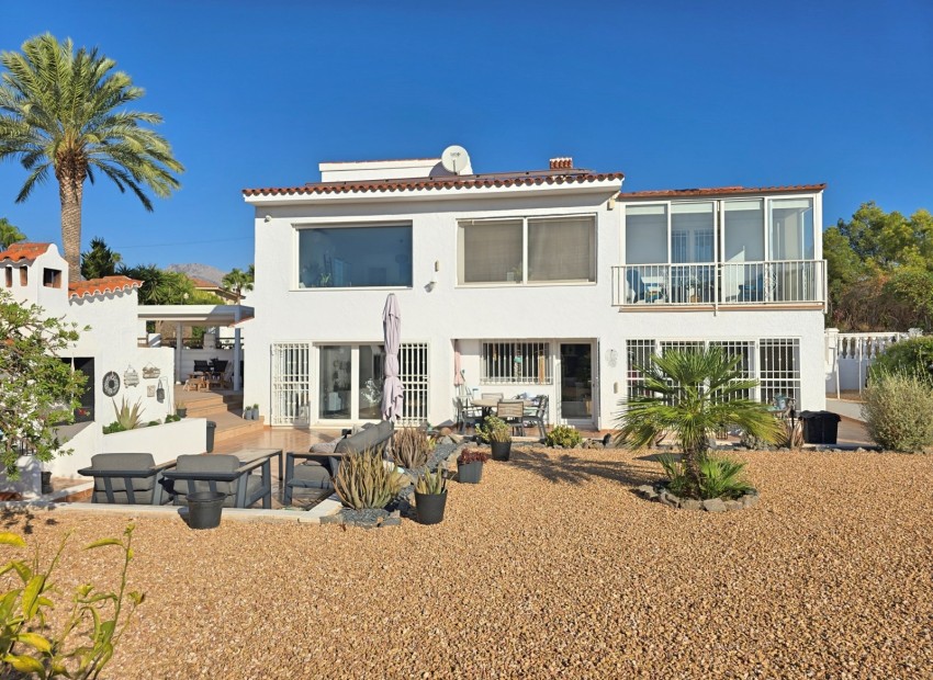 Resale - Villa -
Alfaz del Pi