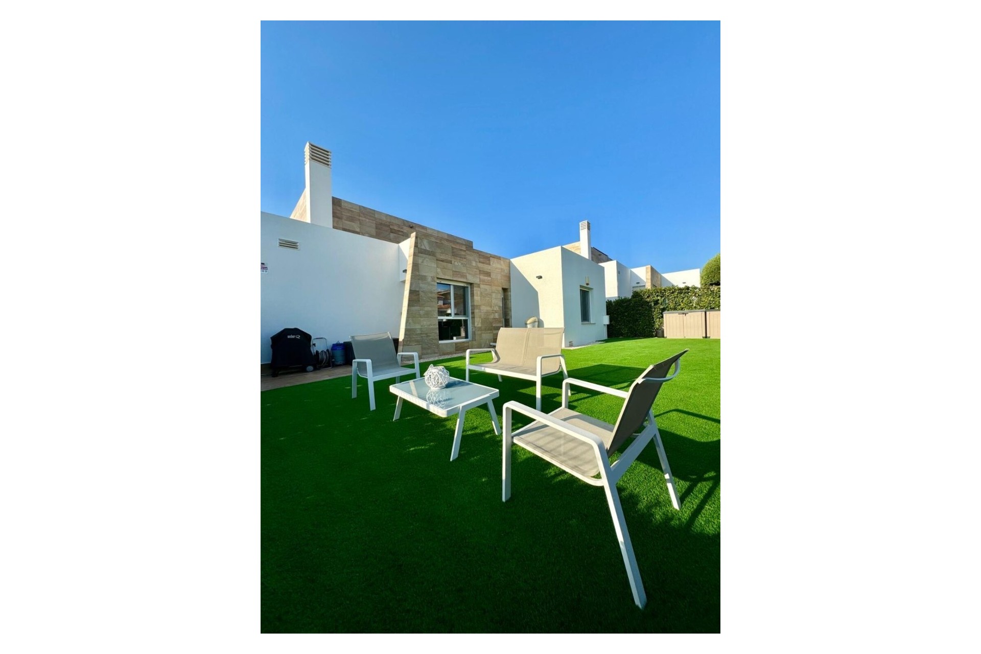 Resale - Villa -
Algorfa